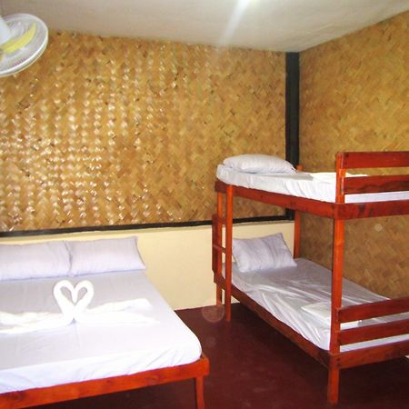 Coron Guapos Guesthouse Dış mekan fotoğraf