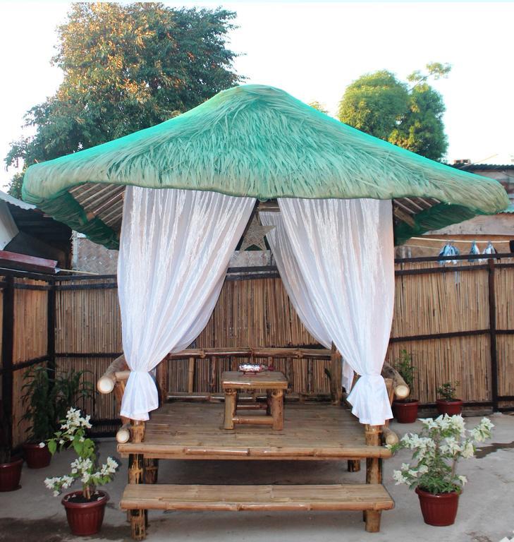 Coron Guapos Guesthouse Dış mekan fotoğraf